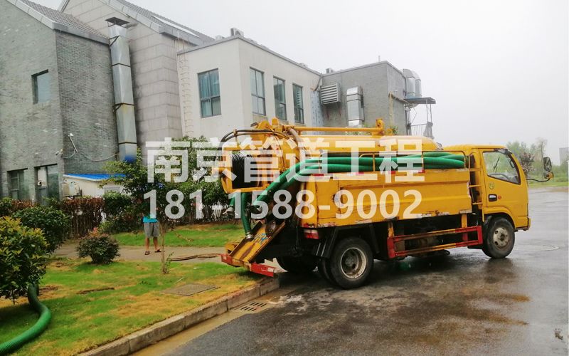 246宝山小区化粪池清理